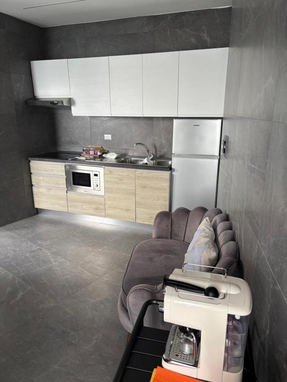 A kitchen or kitchenette at Chez-Lu Ravello