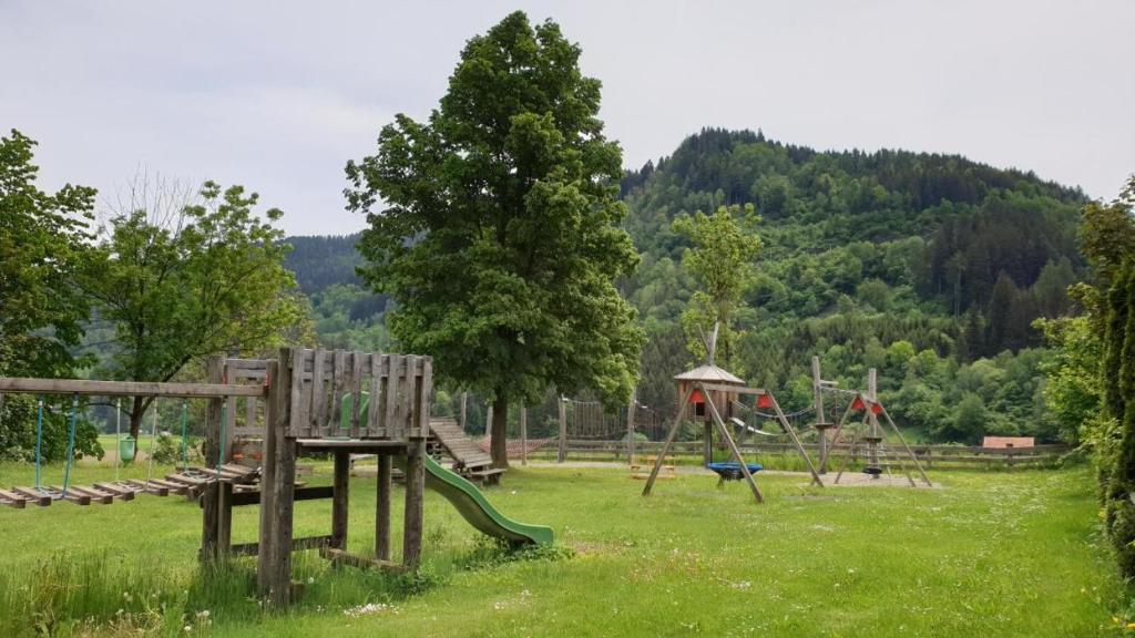 Paesaggio naturale nelle vicinanze del campeggio