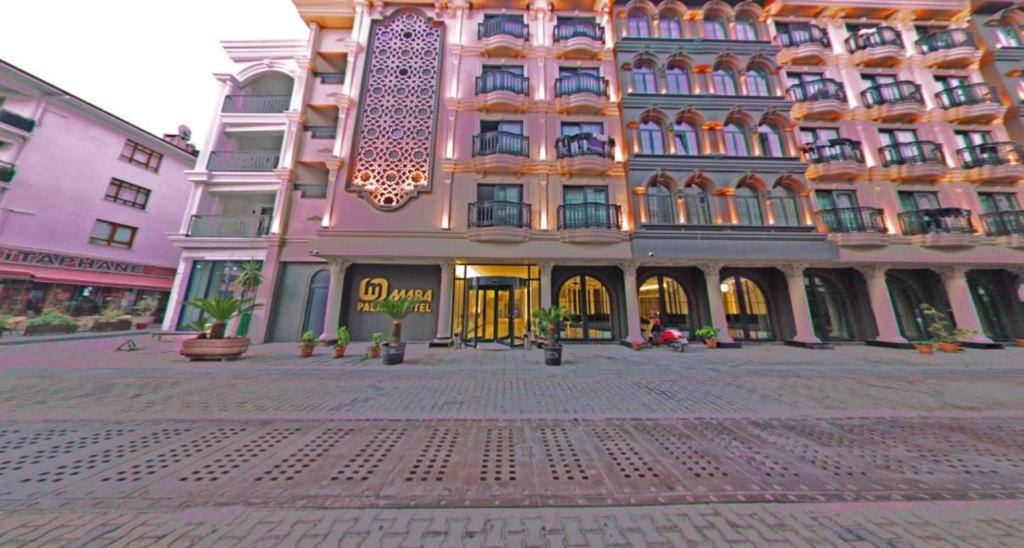 Budova, kde se hotel nachází