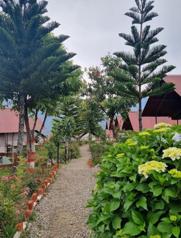 Zahrada ubytování The Chardham Hotel & Resort Top Rated & Most Awarded Property