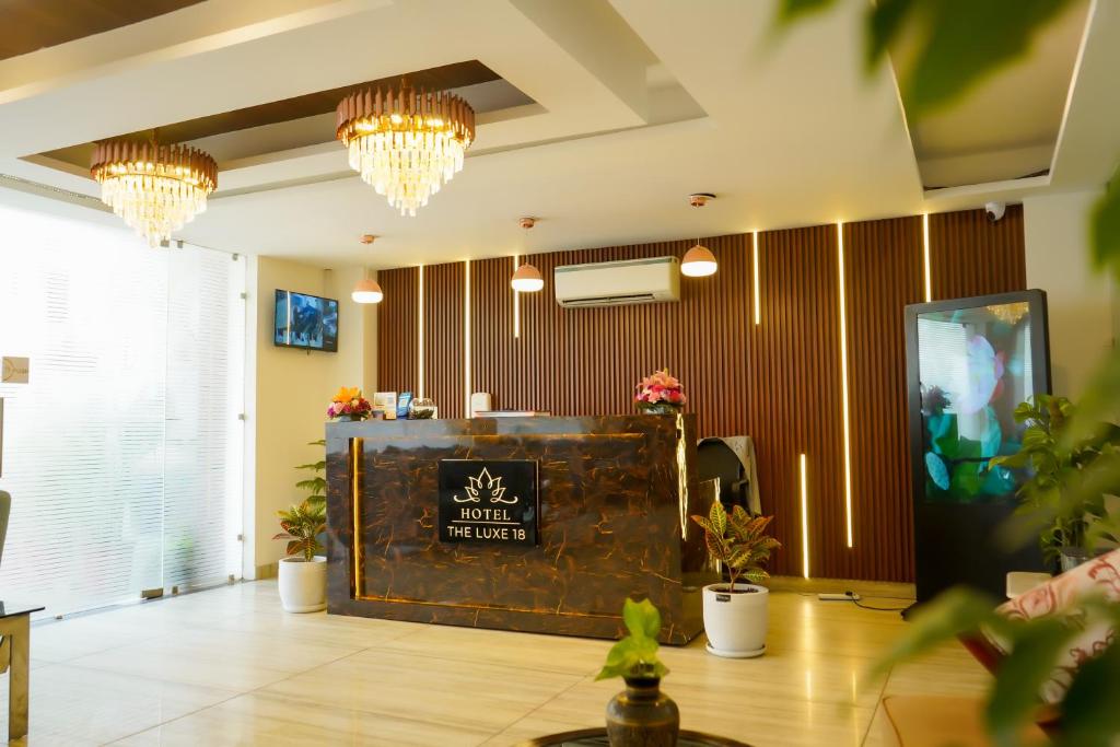 Vstupní hala nebo recepce v ubytování Hotel The Luxe 18 - Golf Course Road