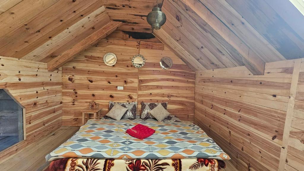 Postel nebo postele na pokoji v ubytování Freebird Nest Retreat
