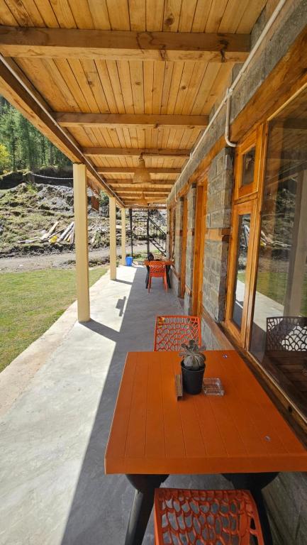 Fotografie z fotogalerie ubytování Freebird Nest Retreat v destinaci Jibhi