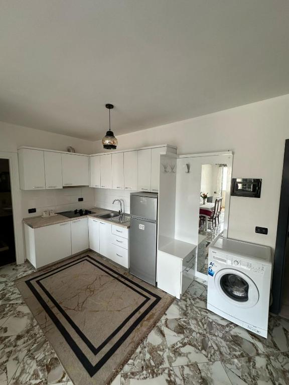 Kuchyň nebo kuchyňský kout v ubytování Arditi Guest House