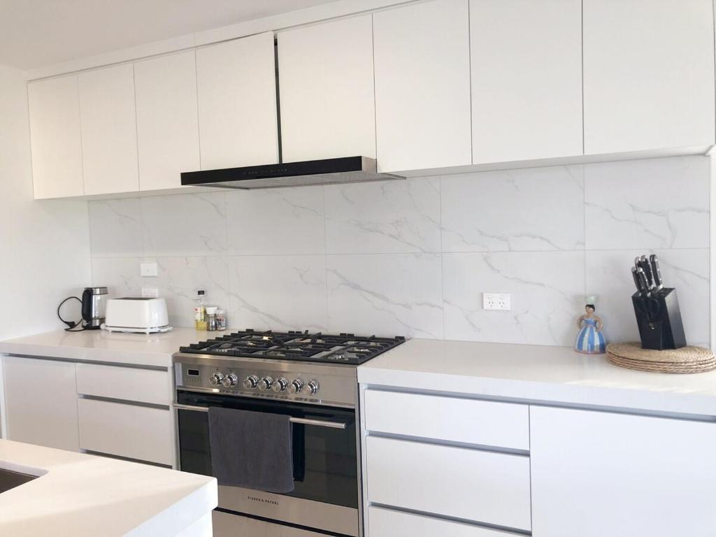 Parkside Retreat Spanking New 5 Bedrooms 3 Baths - Resim 4