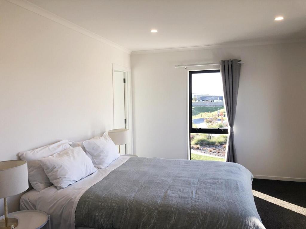 Parkside Retreat Spanking New 5 Bedrooms 3 Baths - Resim 14