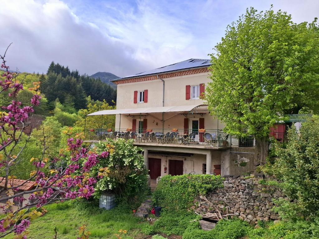 Zahrada ubytování Auberge Arthéa
