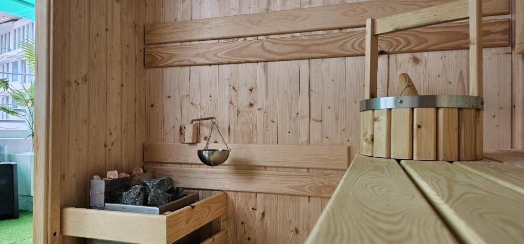 Priory Hillside Residence - Resim 26