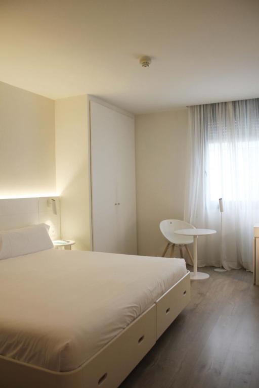 Pol & Grace Hotel - Resim 7