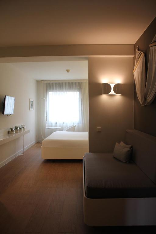 Pol & Grace Hotel - Resim 36