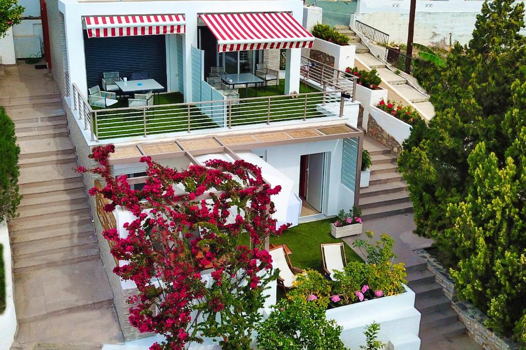 Zahrada ubytování Villa Yolanda 2 - Luxury stylish studio Dora, sea view
