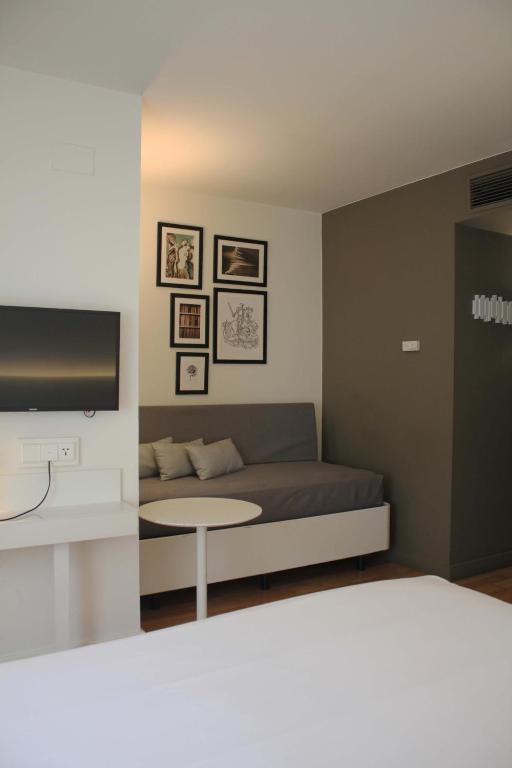 Pol & Grace Hotel - Resim 39