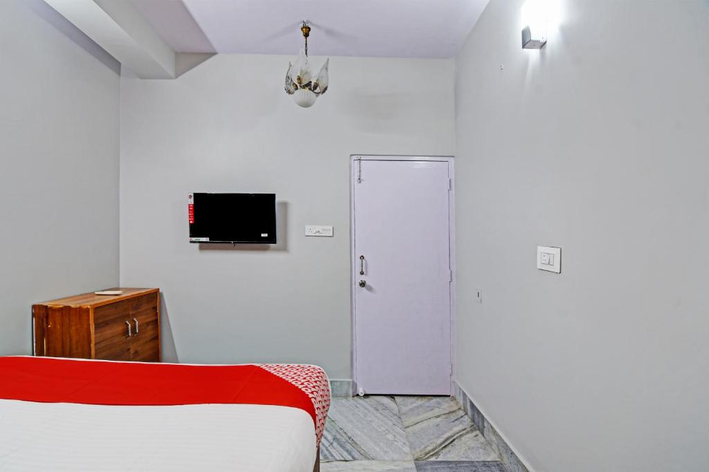 TV a/nebo společenská místnost v ubytování Hotel O The Image A Quality Stay