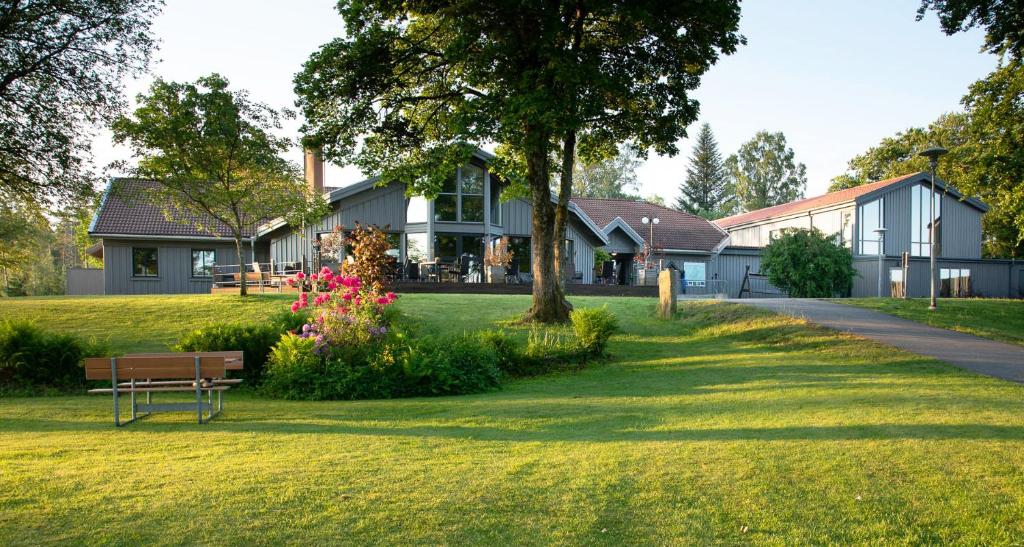 Zahrada ubytování Hotell Lassalyckan