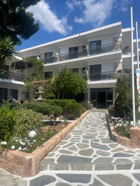 Budova, kde se hotel nachází