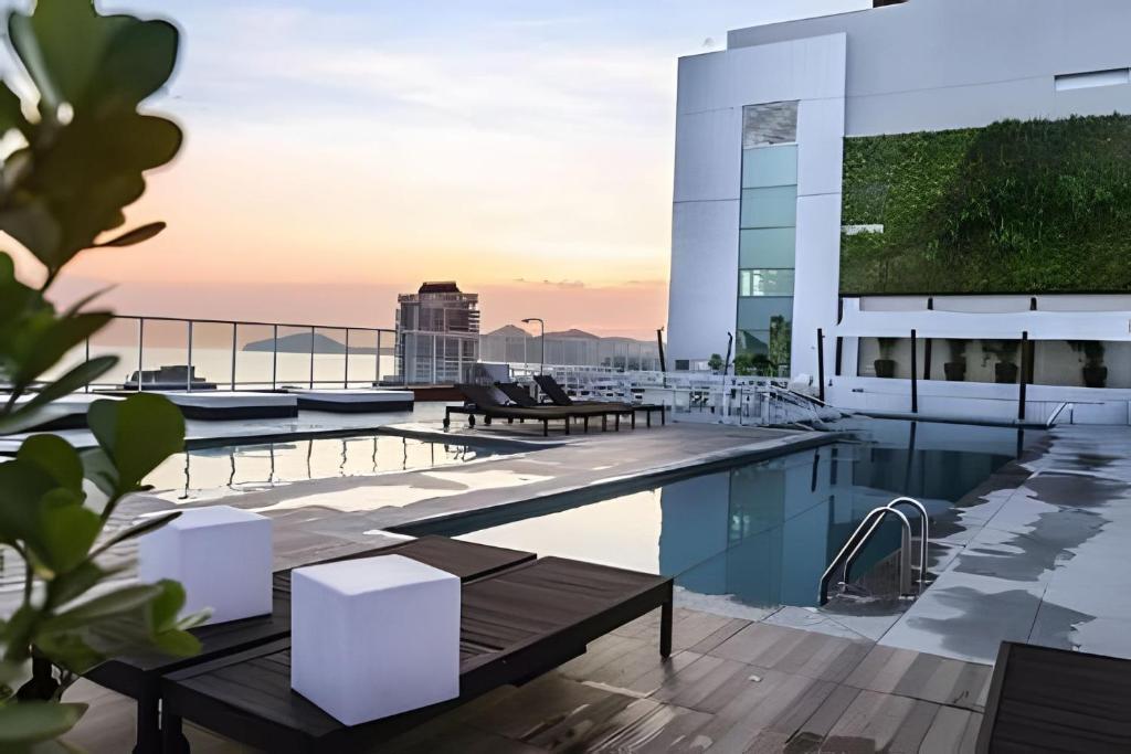 a rendering of a building with a swimming pool at SHB - Refinement, Ocean View, Sauna and Pool! in Santos
