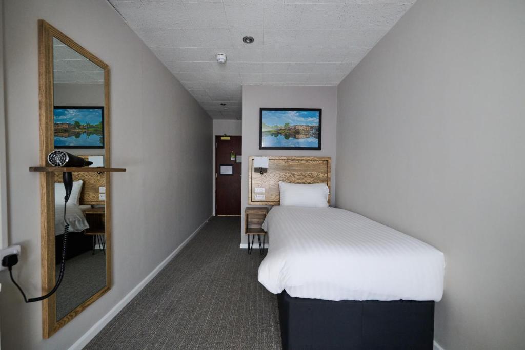 
Standard Single Room
