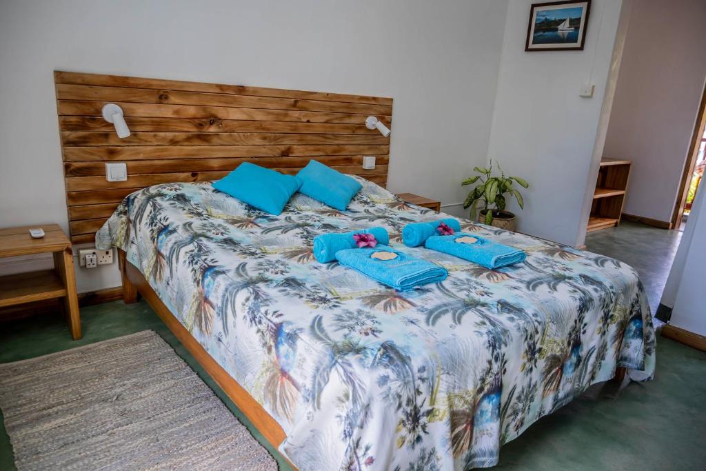 Postel nebo postele na pokoji v ubytování Auberge St Francois