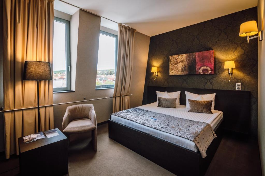 Plaza V Hotel - Resim 7