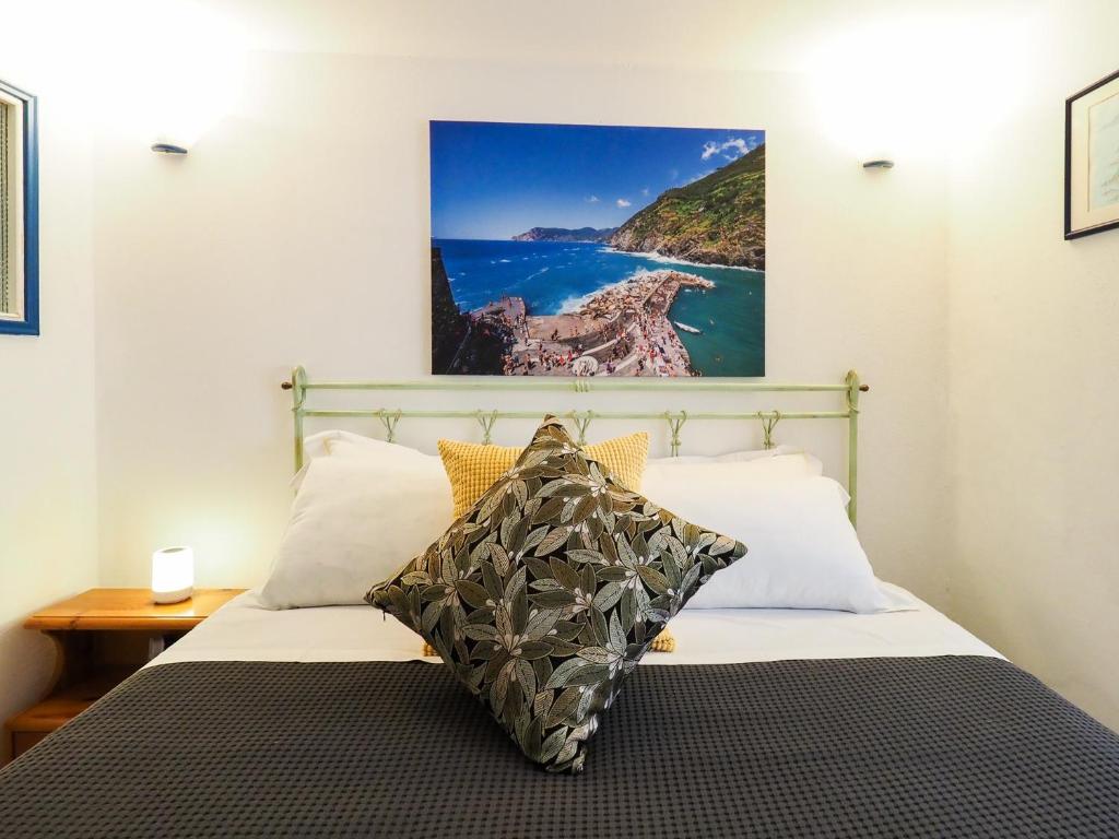 Postel nebo postele na pokoji v ubytování Mainetta Sea View Apartment with AC
