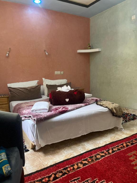 Postel nebo postele na pokoji v ubytování Auberge De La Vallée