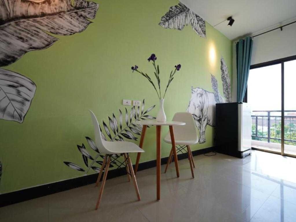 RQ Phuket Patong Beach by Collection O - Resim 20