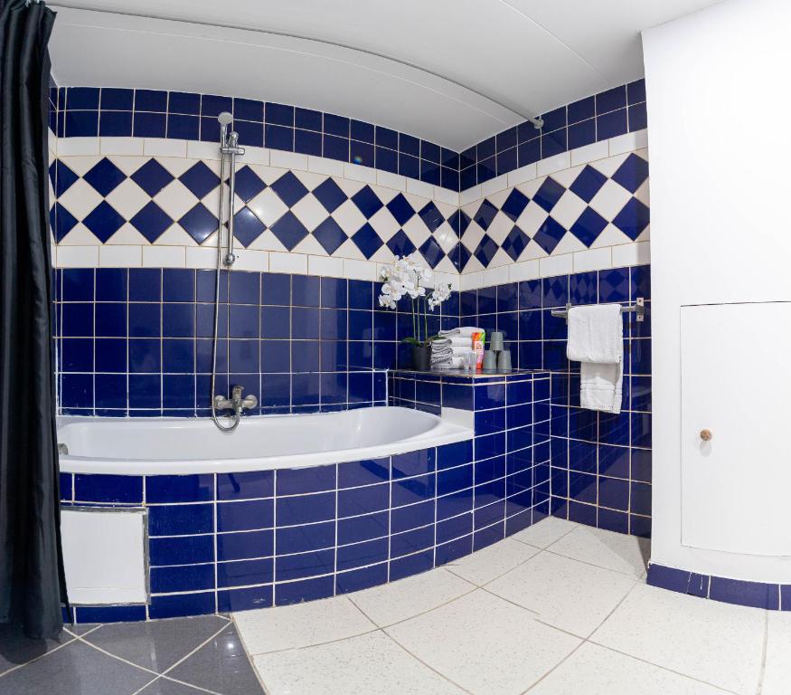 Koupelna v ubytování Hotel Abberdeen