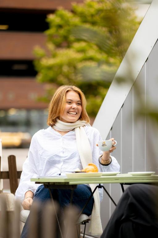 FLOATS by H2OTEL Rotterdam - Resim 30