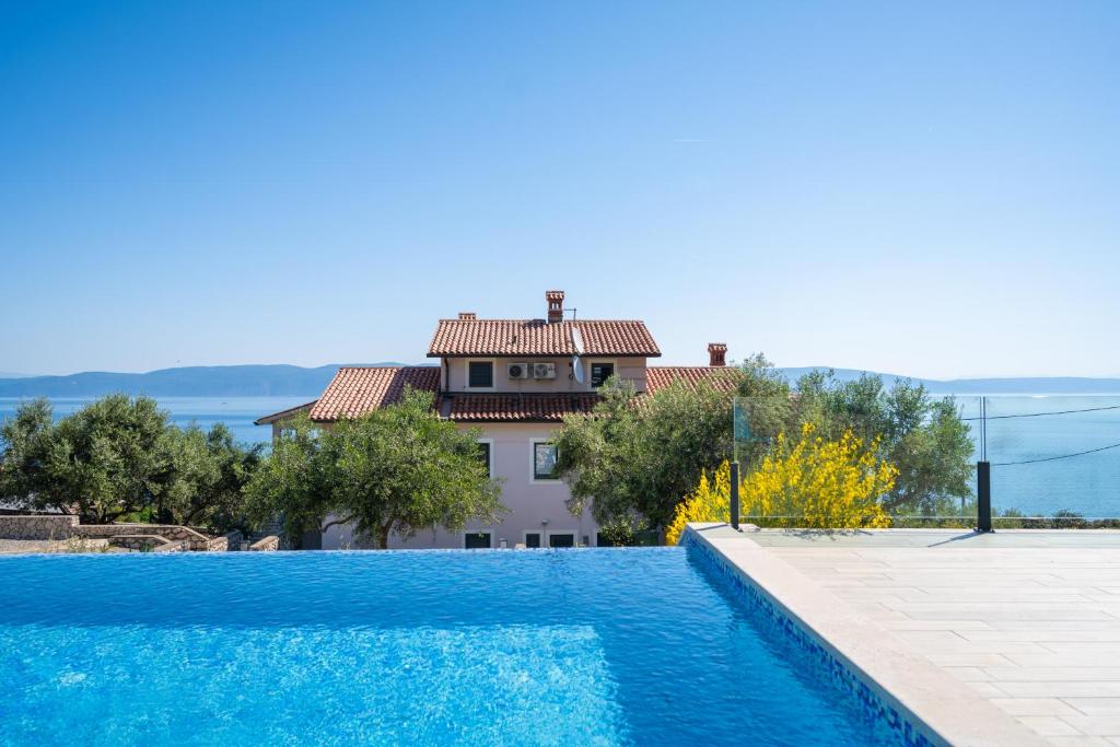 Πισίνα στο ή κοντά στο Villa Principi apartment Violet