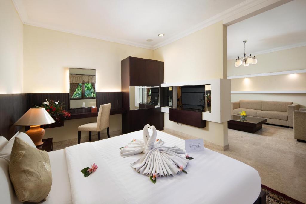 Royal Hotel and Convention Tretes - Suite