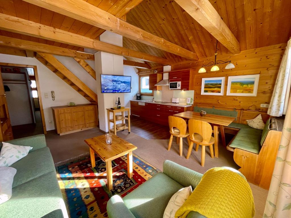 Kuchyň nebo kuchyňský kout v ubytování Hotel Garni Zerzer