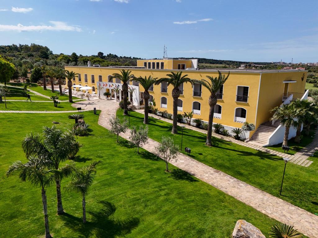 Peisaj natural din apropierea acestui hotel