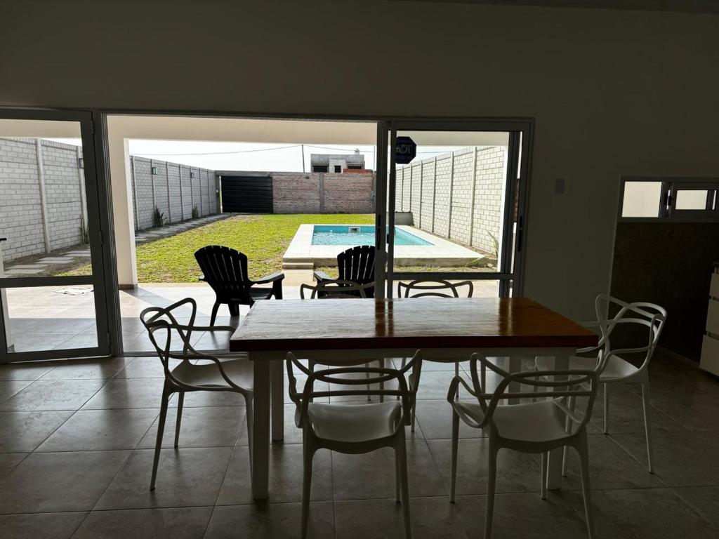 Swimmingpoolen hos eller tæt på Departamento - Casa - Quinta Temporaria