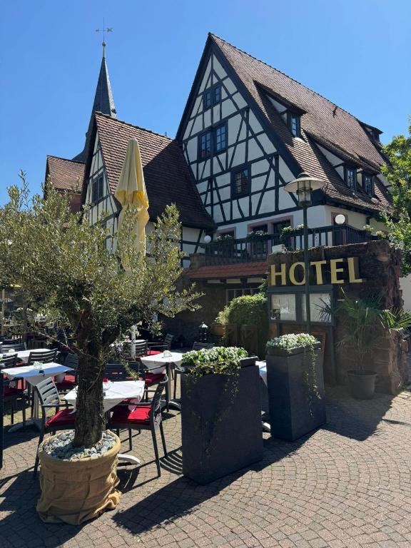 Budova, kde se hotel nachází