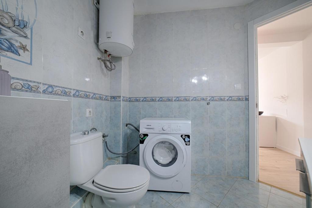 Kúpeľňa v ubytovaní Apartamento en Playa de La Pineda
