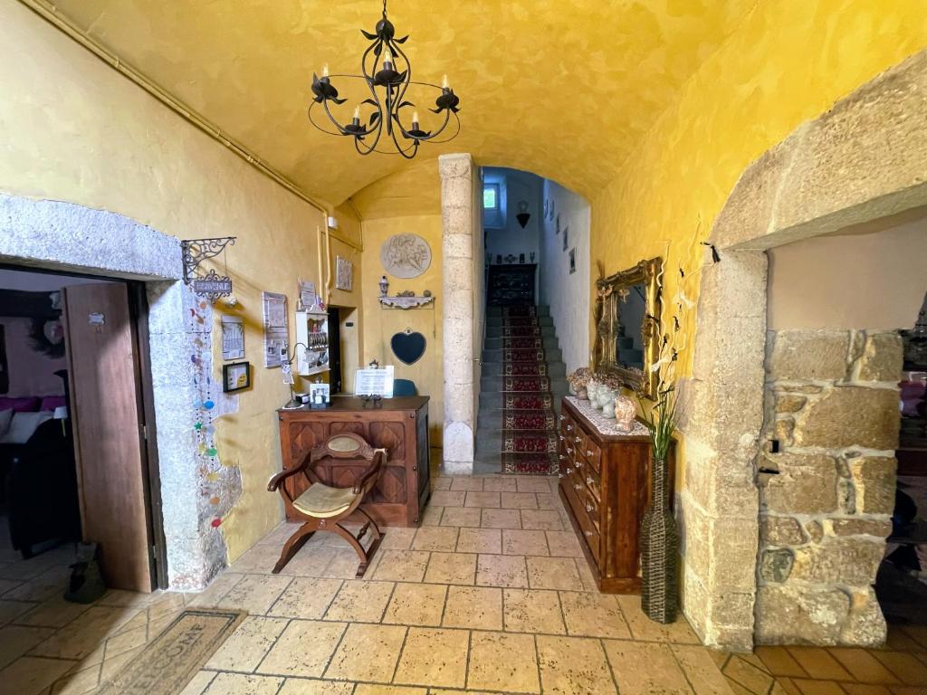 Fotografie z fotogalerie ubytování Le Manoir du Raveyron v destinaci Vallon-Pont-dʼArc