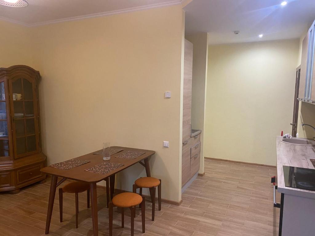 Kuchyň nebo kuchyňský kout v ubytování Appartament Karja 26A/10