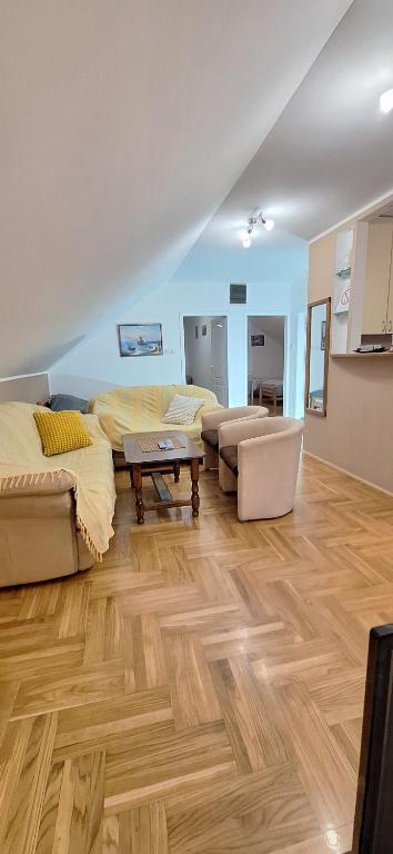 Kuchyň nebo kuchyňský kout v ubytování ANA Apartment