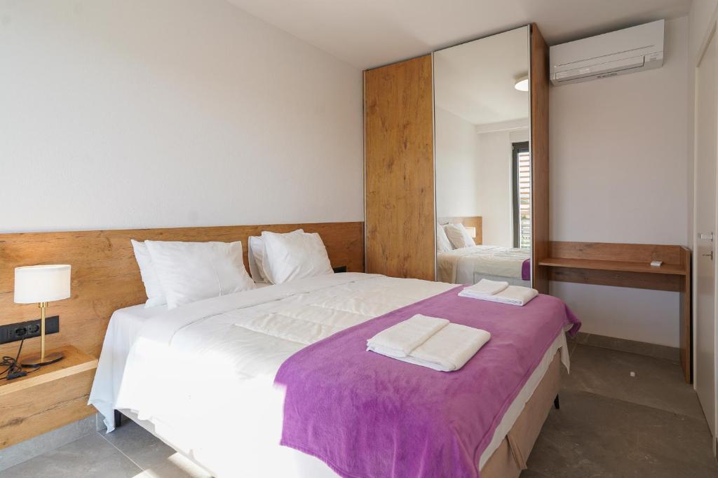 Cameleon Orebic- Beachfront Apartments - 6