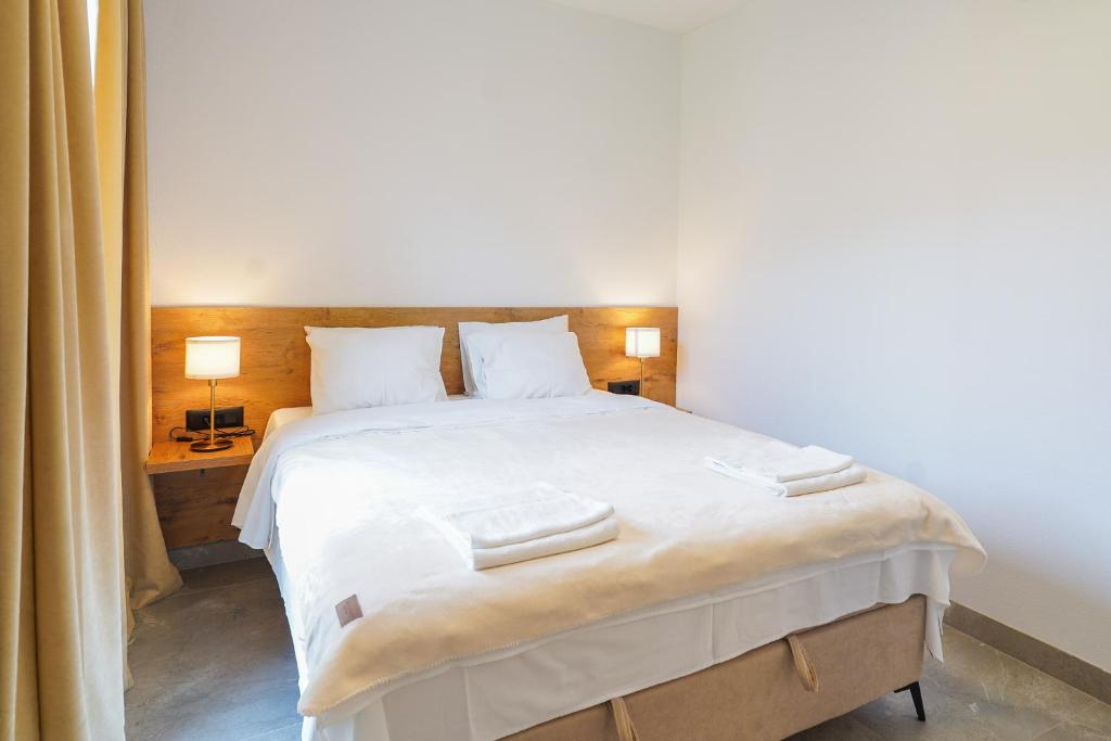 Cameleon Orebic- Beachfront Apartments - 15