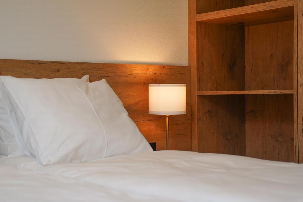 Cameleon Orebic- Beachfront Apartments - 2