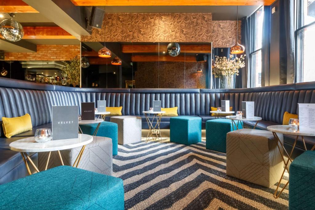 Posezení v ubytování Velvet Hotel Manchester, WorldHotels Crafted