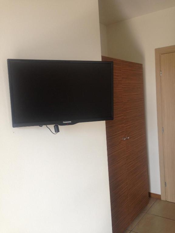 TV a/nebo společenská místnost v ubytování B&B Daniel