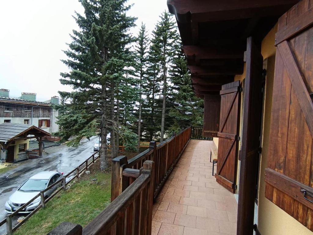 Budynek, w którym mieści się apartament