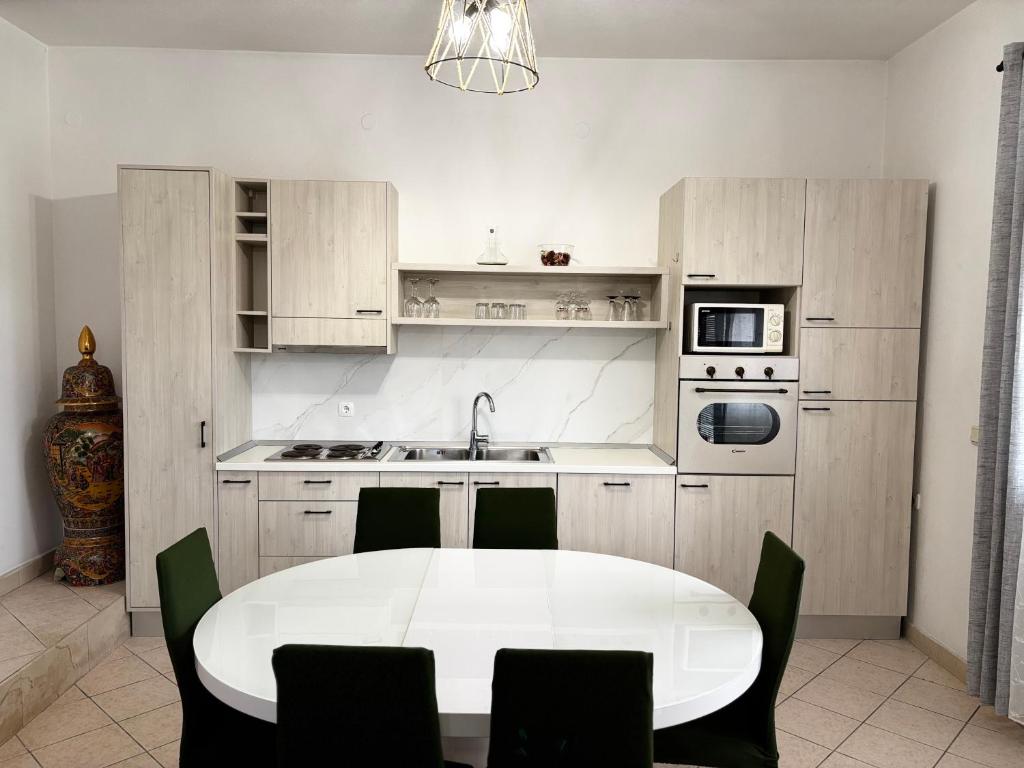 Apartments Kapetanovi Dvori - 2