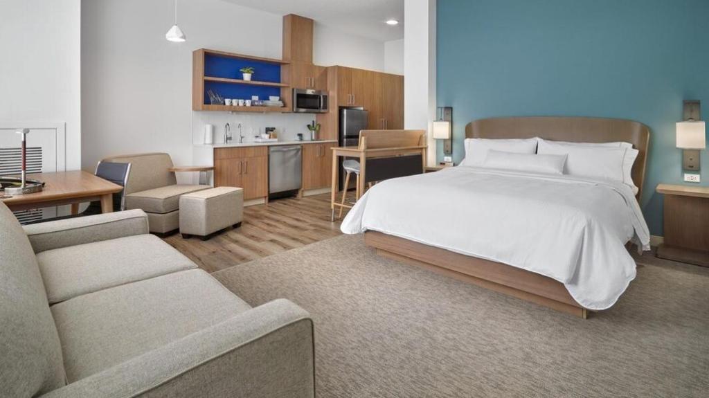 Element Edmonton West - Resim 13