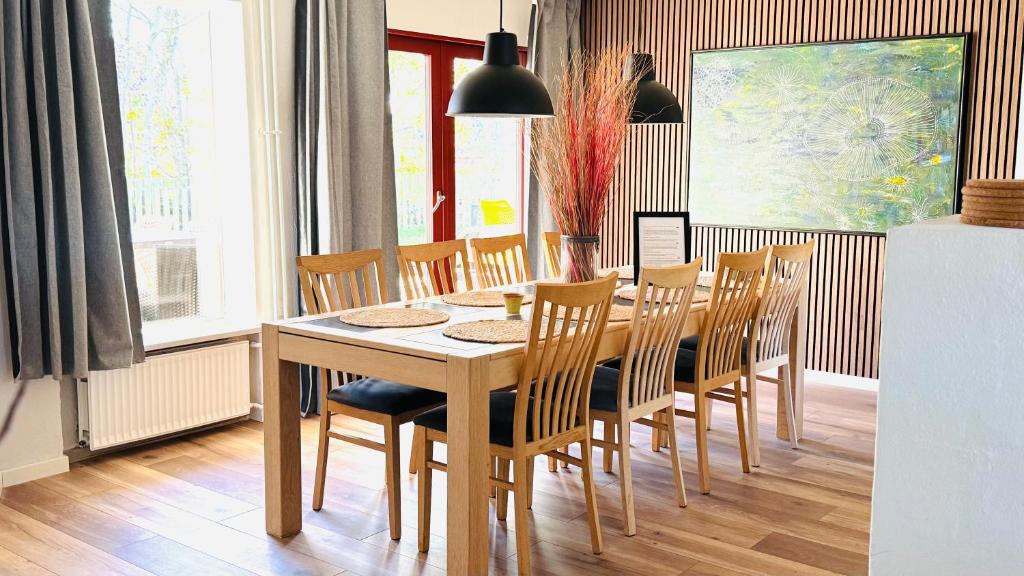 Ein Sitzbereich in der Unterkunft Guest Home Oksbøl