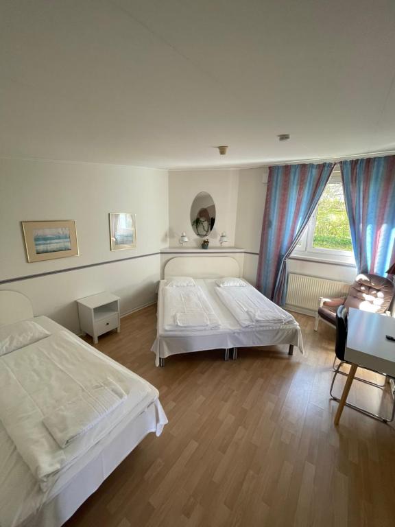 Fleninge Classic Motel - Triple Room