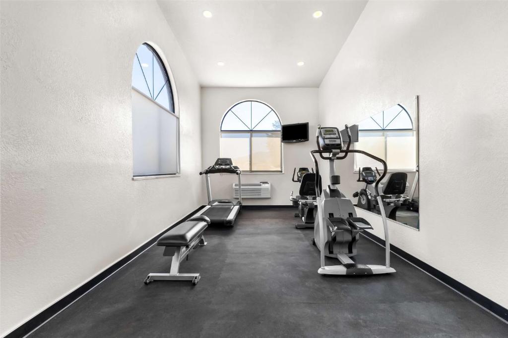 Best Western Grande River Inn & Suites photo