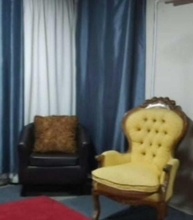 Predel za sedenje v nastanitvi Céntrico y Cómodo hospedaje Chillán